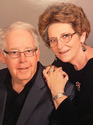 Bob and Carol Lockyer