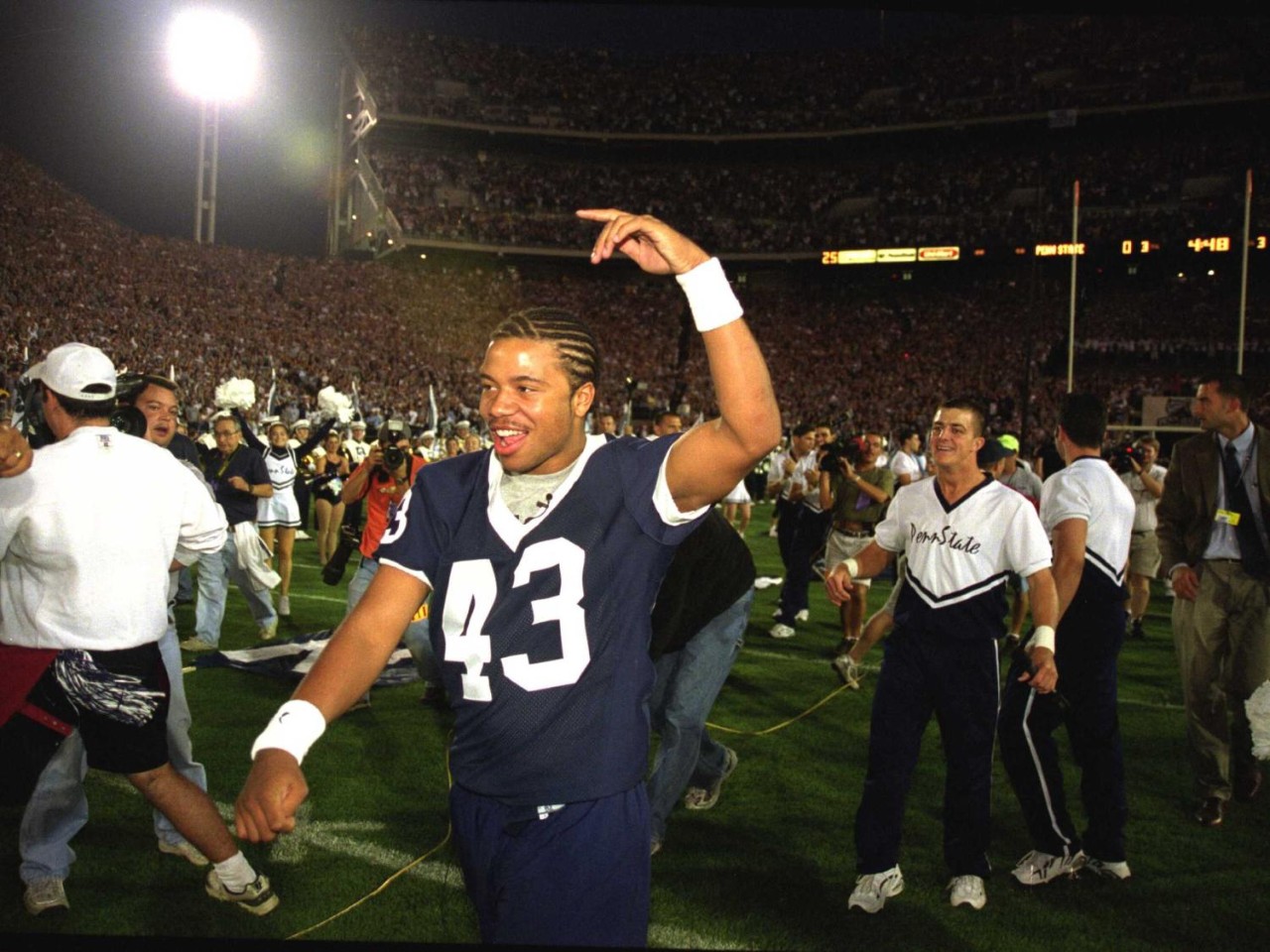 This image shows Adam Taliaferro while he was playing football at Penn State.