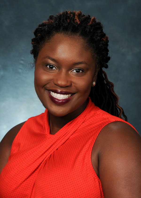 Kayla Holston headshot